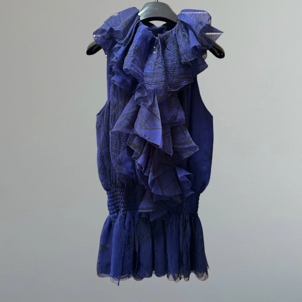 🛍️SALE🛍️ Robbi & Nikki Ruffled & Buttoned Front | Sleeveless Tank Top Blouse - Picture 2 of 7